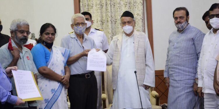 शेतकरी संघटनांनी लिहिले राष्ट्रपतींच्या नावे रोष पत्र