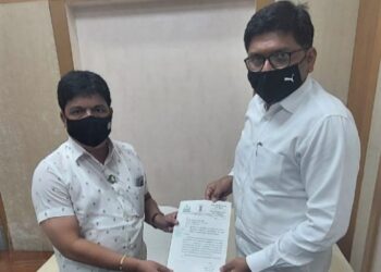 आगीत नुकसान झालेल्या कापड दुकानदारांना आर्थिक मदत द्या – आ. शाह