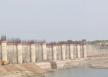 आमदार शिरीषदादा चौधरी यांच्या प्रयत्नांतून शेळगांव बँरेजसाठी १४० कोटींचा निधी मंजूर