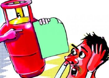 एल.पी.जी गॅस सिलेंडरचा भडका…