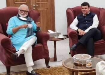 ओबीसी आरक्षणाबाबत भुजबळ  फडणवीस यांच्यात चर्चा