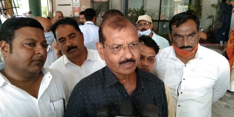 शिवसेना आदेशावर चालणारा पक्ष – नितीन लढ्ढा