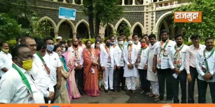 एकनाथ खडसे यांच्या समर्थनार्थ राष्ट्रवादीचे निवेदन