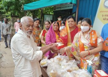 पाचोरा शिवसेनेचे सामाजिक दातृत्व ; उद्धव ठाकरे यांचा वाढदिवसाचे औचित्य