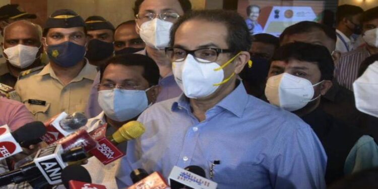 पुरात अडकलेल्यांना वाचवण्यावर भर देणार – मुख्यमंत्री उद्धव ठाकरे