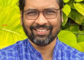 ‘मुख्यमंत्र्यांनी लोकलचा प्रश्न अवघड केला’ केशव उपाध्ये यांची टीका 