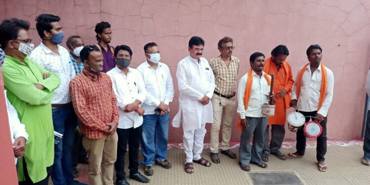 राष्ट्रवादी काँग्रेस पार्टी सांस्कृतिक सेल तर्फे कलावंत परिचय मेळावा संपन्न