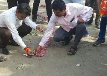 नारायण राणेंना अटक जळगावात जल्लोष