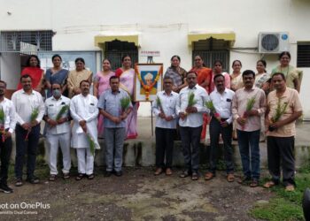 पाचोरा तालुका राष्ट्रवादी काँग्रेस महिला आघाडी तर्फे शिक्षक दिनानिमित्त शिक्षकांचा गौरव..