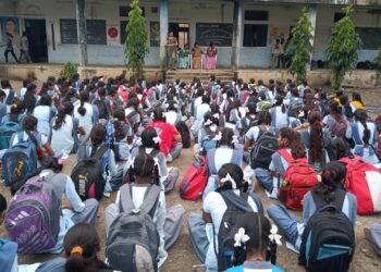 सावित्रीबाई फुले विद्यालयाच्या विद्यार्थिनींनीचा वेबिनार मध्ये उदंड सहभाग .