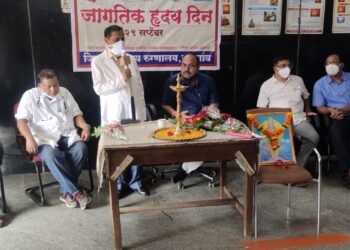 धूम्रपानापासून दूर रहावे – डॉ. मिलिंद फुलपाटील