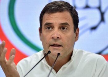 राहुल गांधी यांची मोदी सरकारवर टीका…