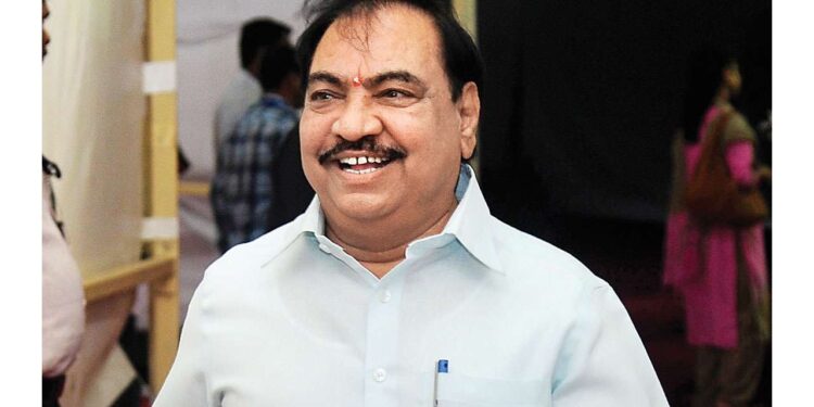 एकनाथ खडसे यांचा जिल्हा बँक संचालक पदाचा मार्ग मोकळा; विरोधकांना मोठा धक्का