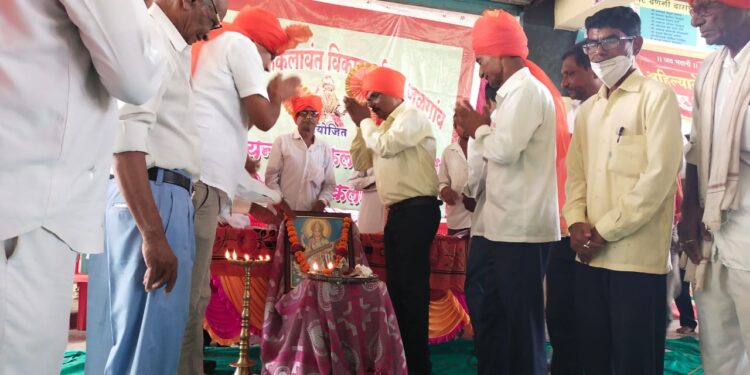 पहूर येथे खानदेश लोक कलावंत वही गायन मेळावा