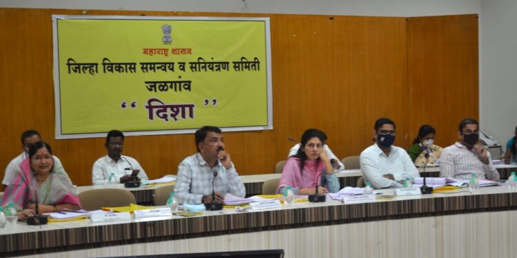 शासकीय योजना लाभार्थ्यांपर्यंत पोहोचण्यासाठी मिशन मोडवर कामकाज होणे आवश्यक – खा. रक्षाताई खडसे