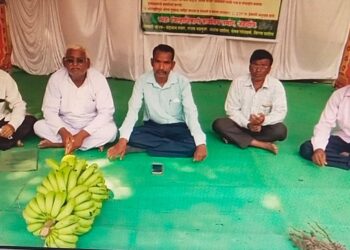 शेतकऱ्यांचे एक दिवसीय लाक्षणिक उपोषण