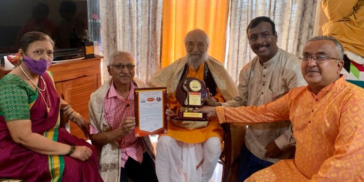 राज्य पुरस्कार प्राप्त कला शिक्षक एल.झेड.कोल्हे यांना ‘कलागौरव पुरस्कार-२०२१’