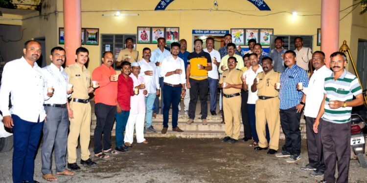 युथ एज्युकेशन वेलफेयरचा अनोखा उपक्रम; पोलिस बांधवासोबत कोजागिरी साजरी