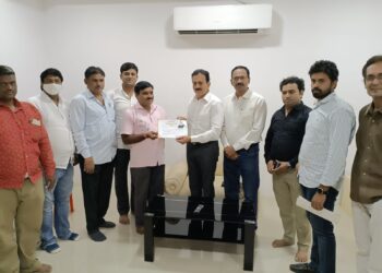 “लाभार्थी सन्मान दिवस” निमित्त आ.गिरीष महाजन यांच्या हस्ते लाभार्थी यांचा सन्मान’’.