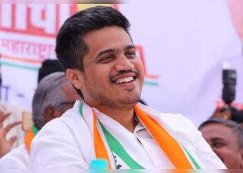 आमदार रोहित पवार जळगाव जिल्हा दौऱ्यावर