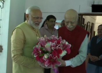 माजी केंद्रीय मंत्री लालकृष्ण अडवाणीच्या वाढदिवसानिमित्त पंतप्रधान नरेंद्र मोदींनी दिल्या शुभेच्छा…