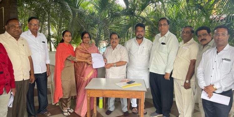 चेरमन रोहिणी खडसेंना राष्ट्रवादीच्या कल्पना पाटीलांचा पाठींबा….