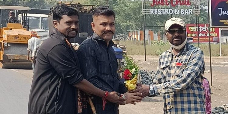 रस्त्यासाठी आंदोलन होणार त्यातच ठेकेदारांने सुरू काम ; राष्ट्रवादी कॉग्रेस सरचिटणीस पंकज बोरोले यांच्या प्रयत्नांना यश…