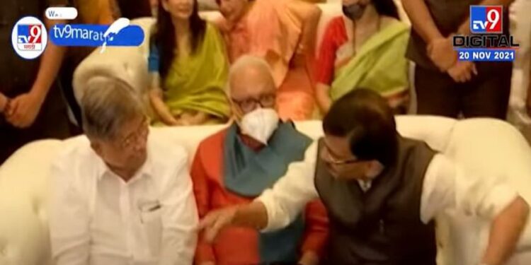 ‘आधी एकमेकांवर टीका-टिप्पणी मग एकाच सोफ्यावर मनमोकळ्या गप्पा’, चंद्रकांत पाटील, छगन भुजबळ, संजय राऊत