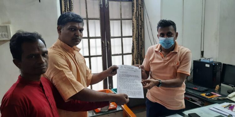 राज्यातील कायदा सुव्यवस्था बिघडवून अराजक स्थिती निर्माण करणार्‍या धर्मांधांवर कारवाई करा – हिंदु जनजागृती समितीचे शासनाला निवेदन