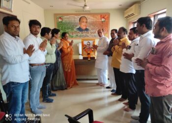 राष्ट्रवादी काँग्रेस पार्टीतर्फे बाळासाहेब ठाकरे स्मृतिदिनानिमित्त अभिवादन…