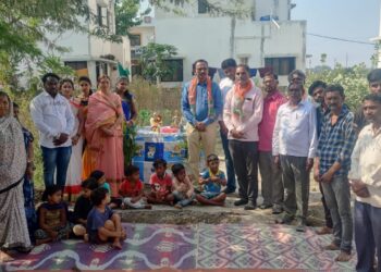 संविधान दिनानिमित्त भाजपा अल्पसंख्यांक युवा मोर्चातर्फे पेढे वाटप…