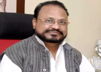 शिवसेनेचे माजी खासदार आनंदराव अडसूळ यांच्या अडचणी वाढणार?