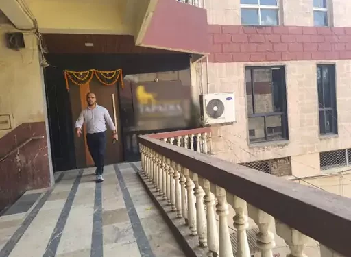 औरंगाबाद येथील उद्योजक ईडीच्या निशाण्यावर; दोन जणांच्या सात वेगवेगळ्या ठिकाणांवर ईडीच्या धाडी….