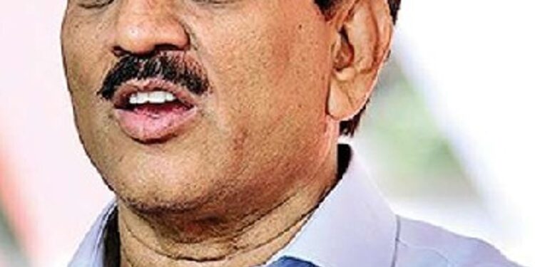 गिरीश महाजन, खडसे, भोळे, पाटलांसह दहा जणांविरुध्द गुन्हा दाखल…