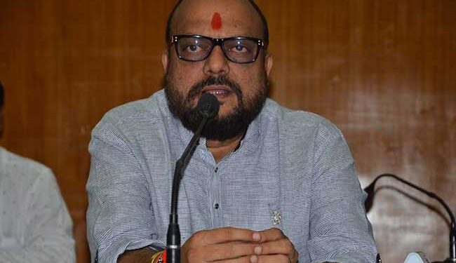 माजी मंत्री गिरीश महाजन जलसंपदामंत्री असताना, त्यांनी काय बोंब पाडली?- गुलाबराव पाटील