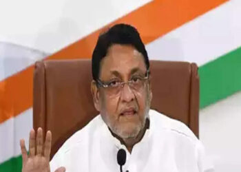 अंडरवर्ल्डशी संबंधित रियाज भाटी हा पंतप्रधान नरेंद्र मोदींपर्यंत कसा पोहोचला?; नवाब मलिकांचा सवाल