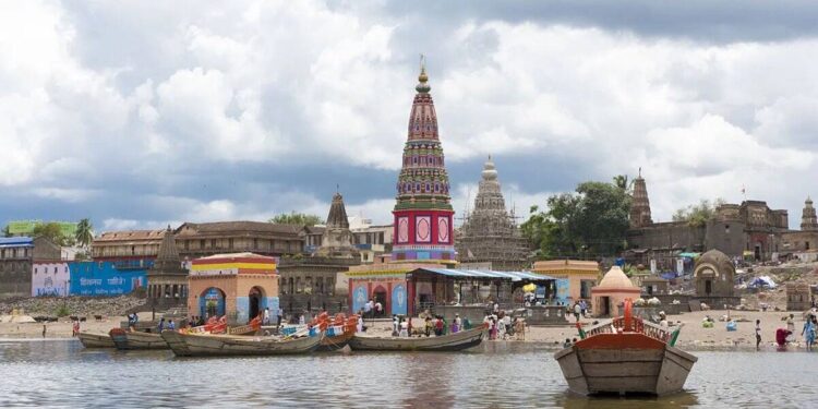 ६ नोव्हेंबरपासून विठ्ठल- रुक्मिणीचे चोवीस तास दर्शन सुरु