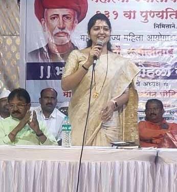 बालविवाह झाल्यास सरपंचपद रद्द होणार…रूपाली चाकणकर यांचा इशारा