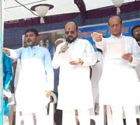 पालकमंत्री ना. गुलाबराव पाटील यांच्या उपस्थितीत संविधान दिन साजरा….