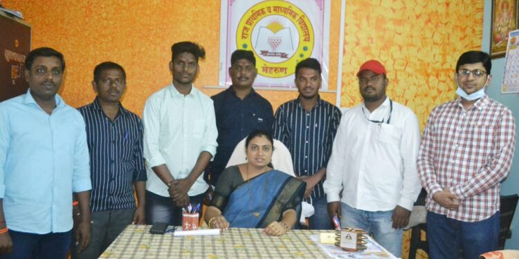 रेडप्लस ब्लड बँकेच्यावतीने मोफत आरोग्य तपासणी शिबीर संपन्न…..