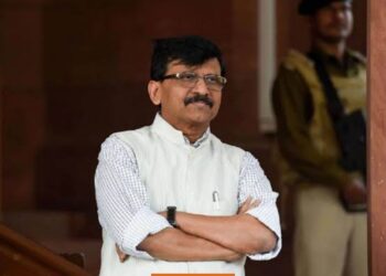 मी वापरलेला शब्द असंसदीय नाही, तो शब्द योग्यच आहे, काय तक्रार करायची ती करा-संजय राऊत