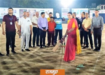 जैन क्रिकेट प्रीमिअर स्पर्धेचे महापौर जयश्री महाजन यांच्या हस्ते उद्घाटन….