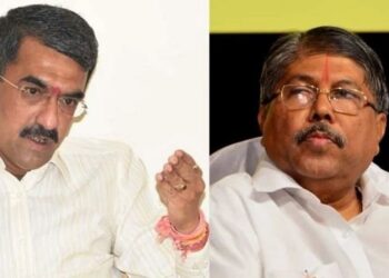 चंद्रकांत पाटीलांची मुख्यमंत्र्यांवर टीका, शंभूराज देसाईंचा पाटलांवर पलटवार….