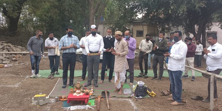 पाचोऱ्यात प्रांताधिकारी निवासस्थानाचे आ.किशोर पाटील यांचे हस्ते भूमिपूजन