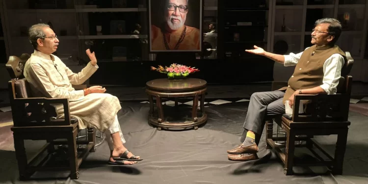 आजारी असताना उद्धव ठाकरे यांना ‘विश्वासघाताचे औषध’ ; काय कारण सांगितले ?