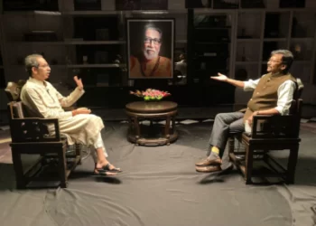 आजारी असताना उद्धव ठाकरे यांना ‘विश्वासघाताचे औषध’ ; काय कारण सांगितले ?