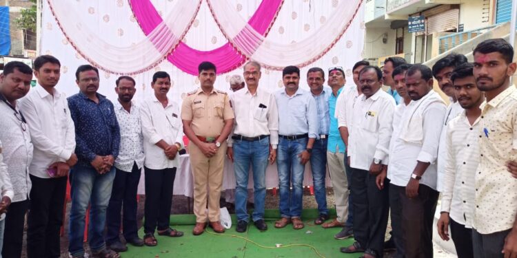 राज्यातील प्रत्येक तालुक्यात पत्रकार भवन व्हावे : एस.एम.देशमुख यांची सरकारकडे मागणी