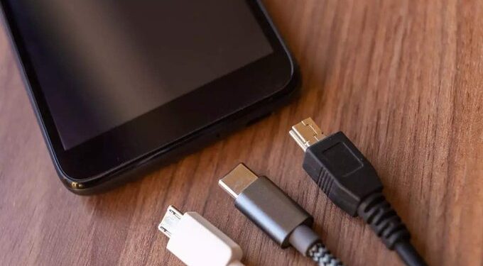 सरकार चा मोठा निर्णय ; एक देश एक चार्जर ?