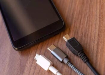 सरकार चा मोठा निर्णय ; एक देश एक चार्जर ?