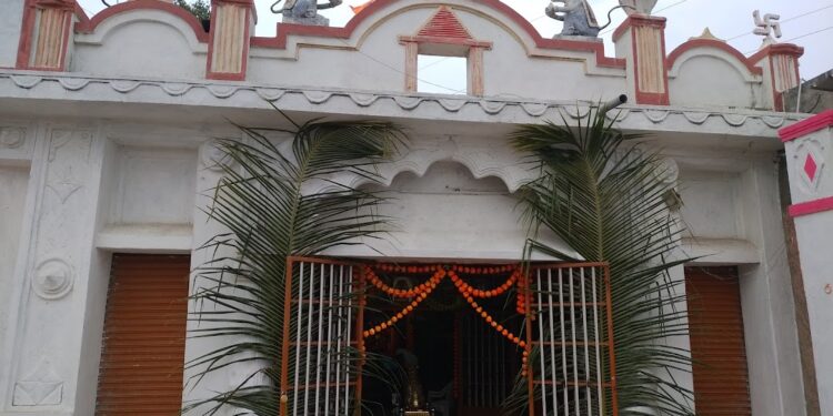 गणेश चतुर्थीच्या मध्यरात्री 24 तोळे सोन्याचा कलश चोरीला